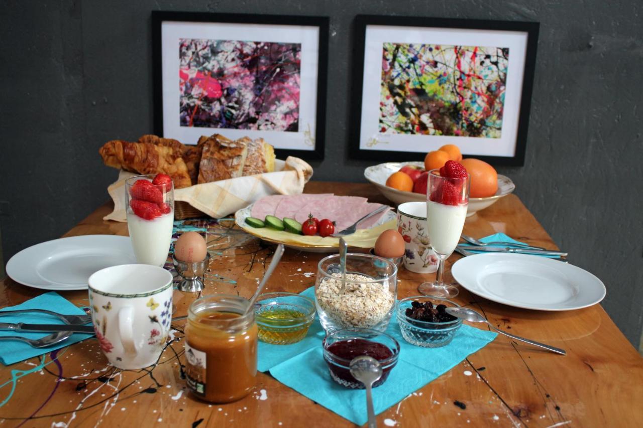 Bnb Maison D'Art Breakfast In The Art Gallery Ploubazlanec Dış mekan fotoğraf